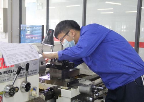 民辦本科與公辦?？?計算機及辦公設備維修專業的選擇與差距